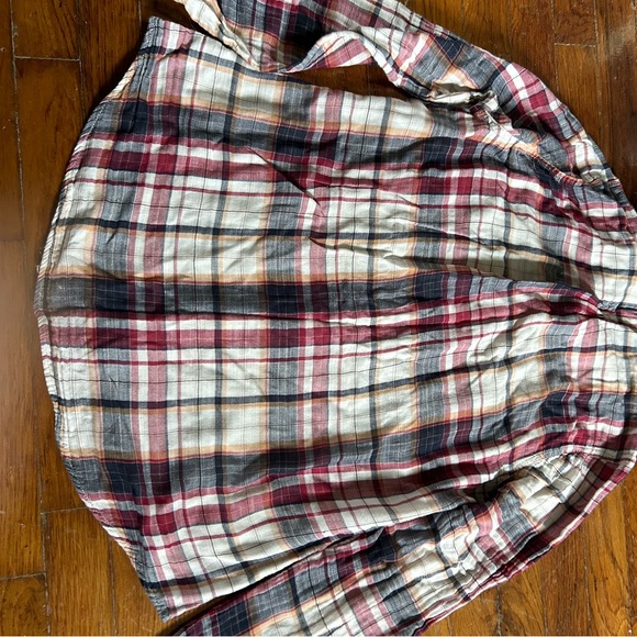 Basically brand new flannel, size large - Picture 2 of 2